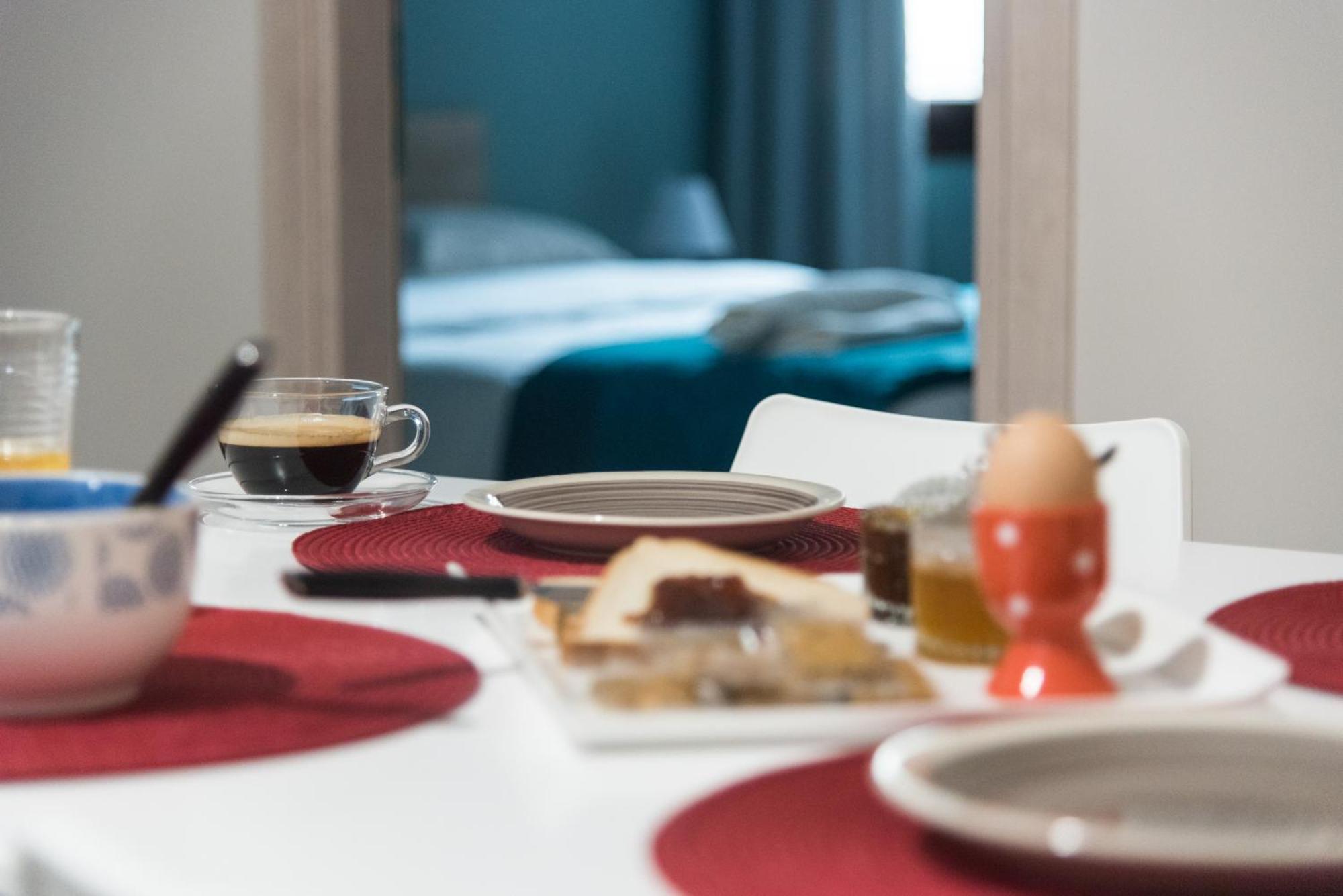 Comfy & Modern Apartment In The Heart Of Heraklion Exterior photo