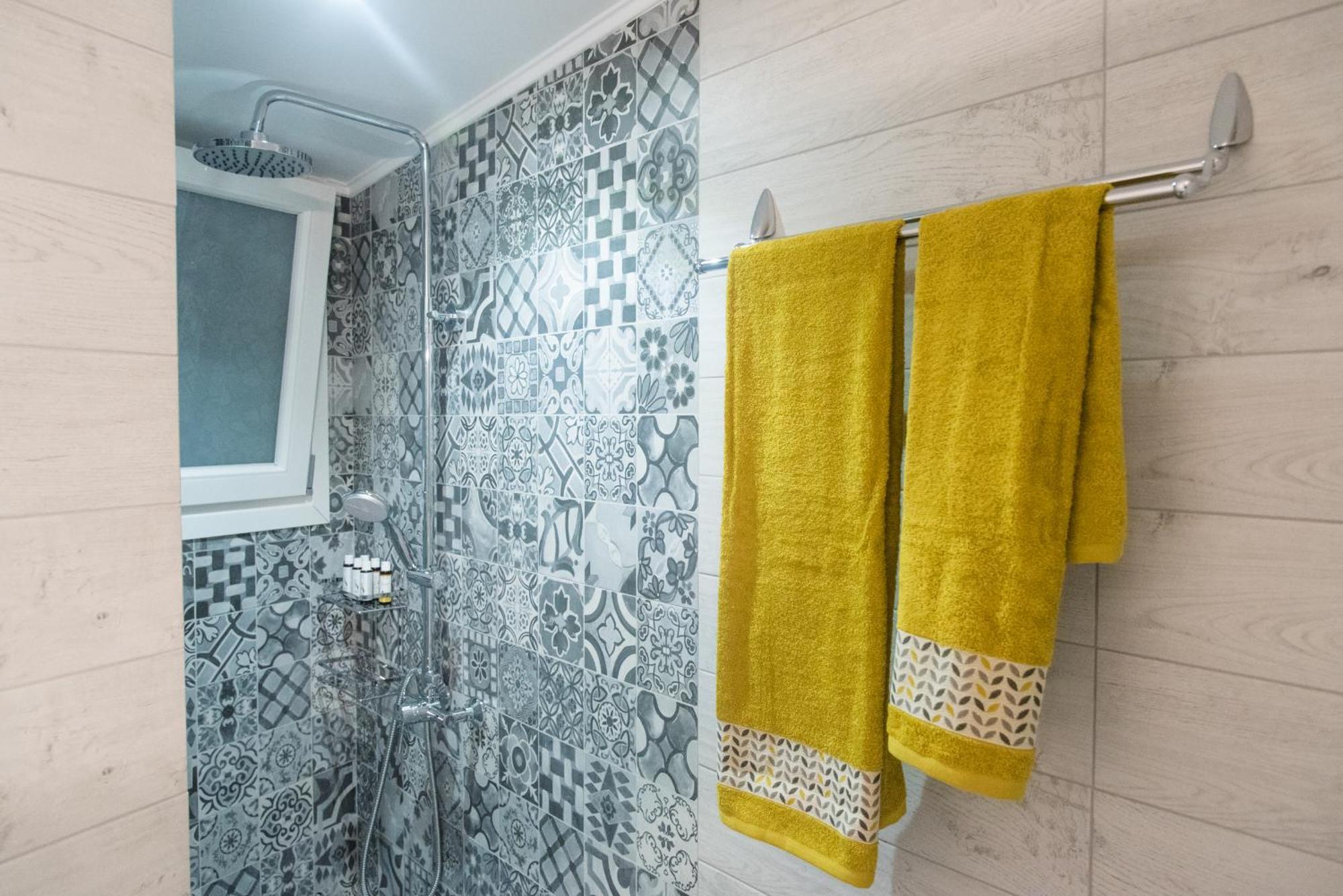 Comfy & Modern Apartment In The Heart Of Heraklion Exterior photo